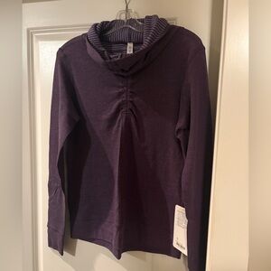 Lululemon women’s size 8